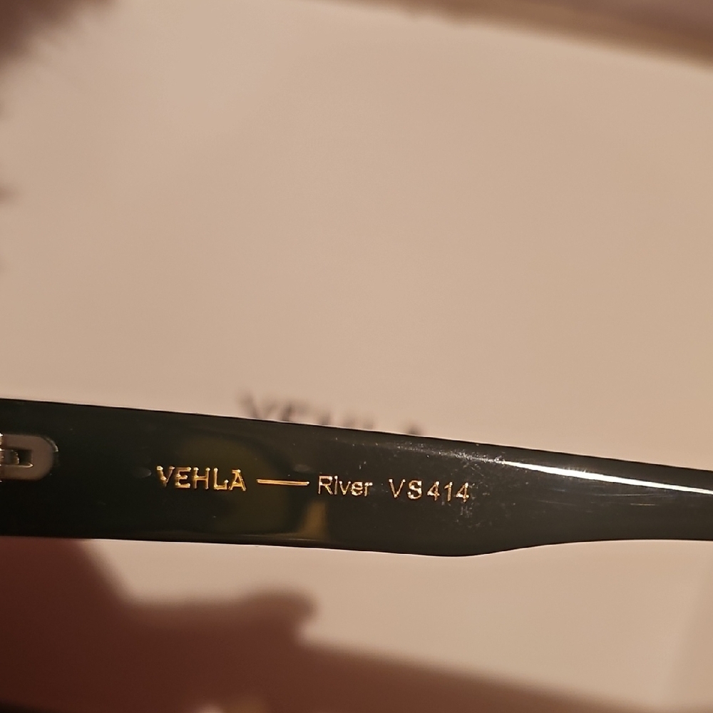 UNISEX Vehla Dark Frame RIVER Black/Khaki Sunglasses - Picture 7 of 13